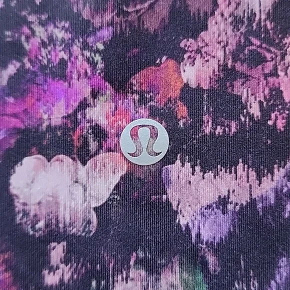 Lululemon Wunder Under Crop HR *Roll Down Scallop Full-On Luxtreme 24" EUC - Picture 3 of 6